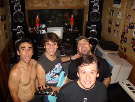 Bacalhau, Roger, Mingau e Flávio (Ultraje a Rigor)