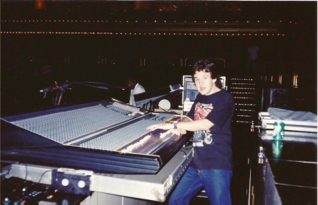 ABRINDO O SHOW DO RAMONES COM A BANDA INOCENTES_OLÍMPIA SP_1994