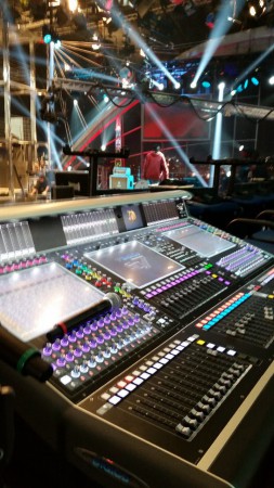 21/07/2014 - Programa do Jô / Titãs / SP